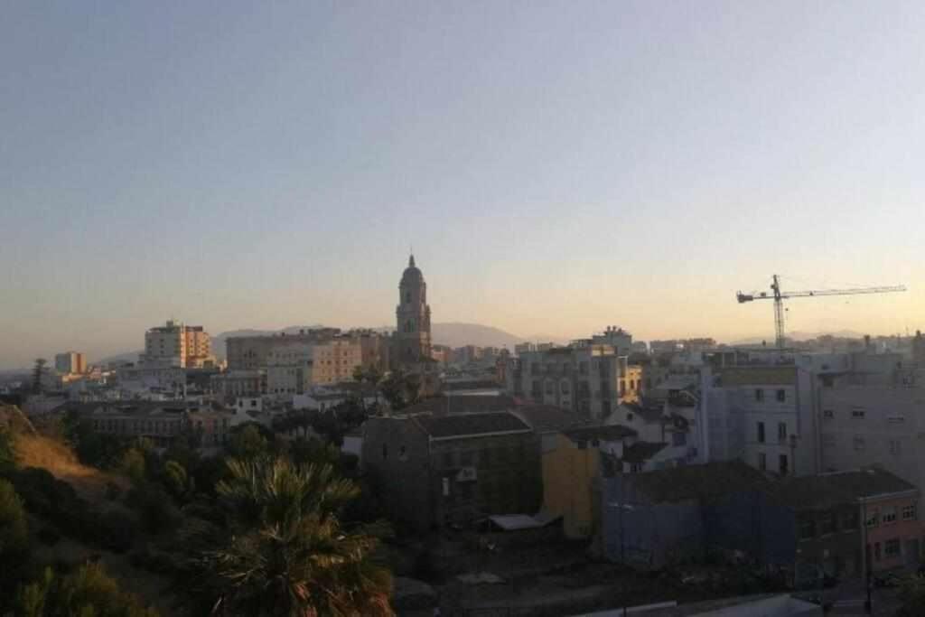 Apartamento En Pleno Centro De Málaga Esterno foto